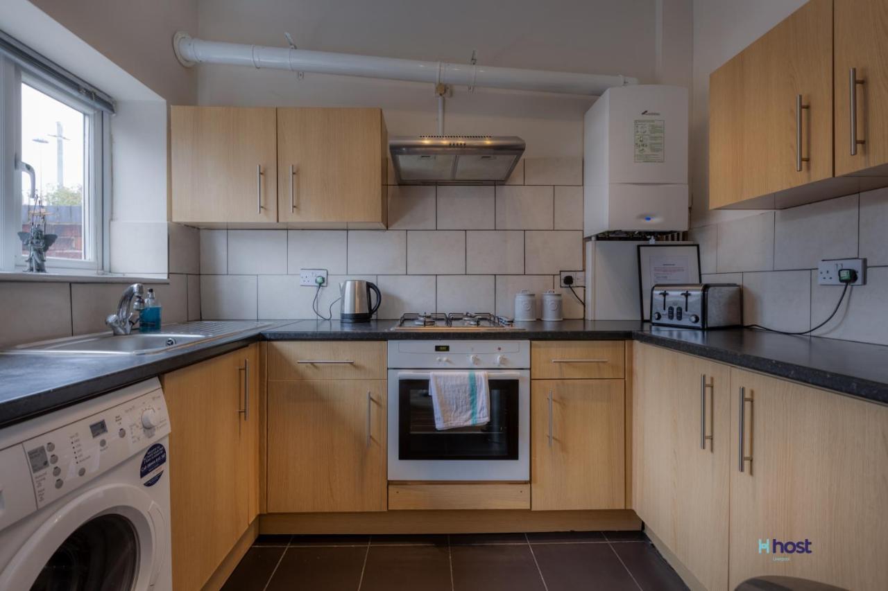Host Liverpool - Artsy Stadium Suite, City Center & Garden Bagian luar foto