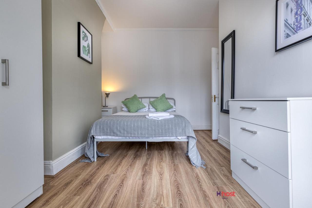 Host Liverpool - Artsy Stadium Suite, City Center & Garden Bagian luar foto